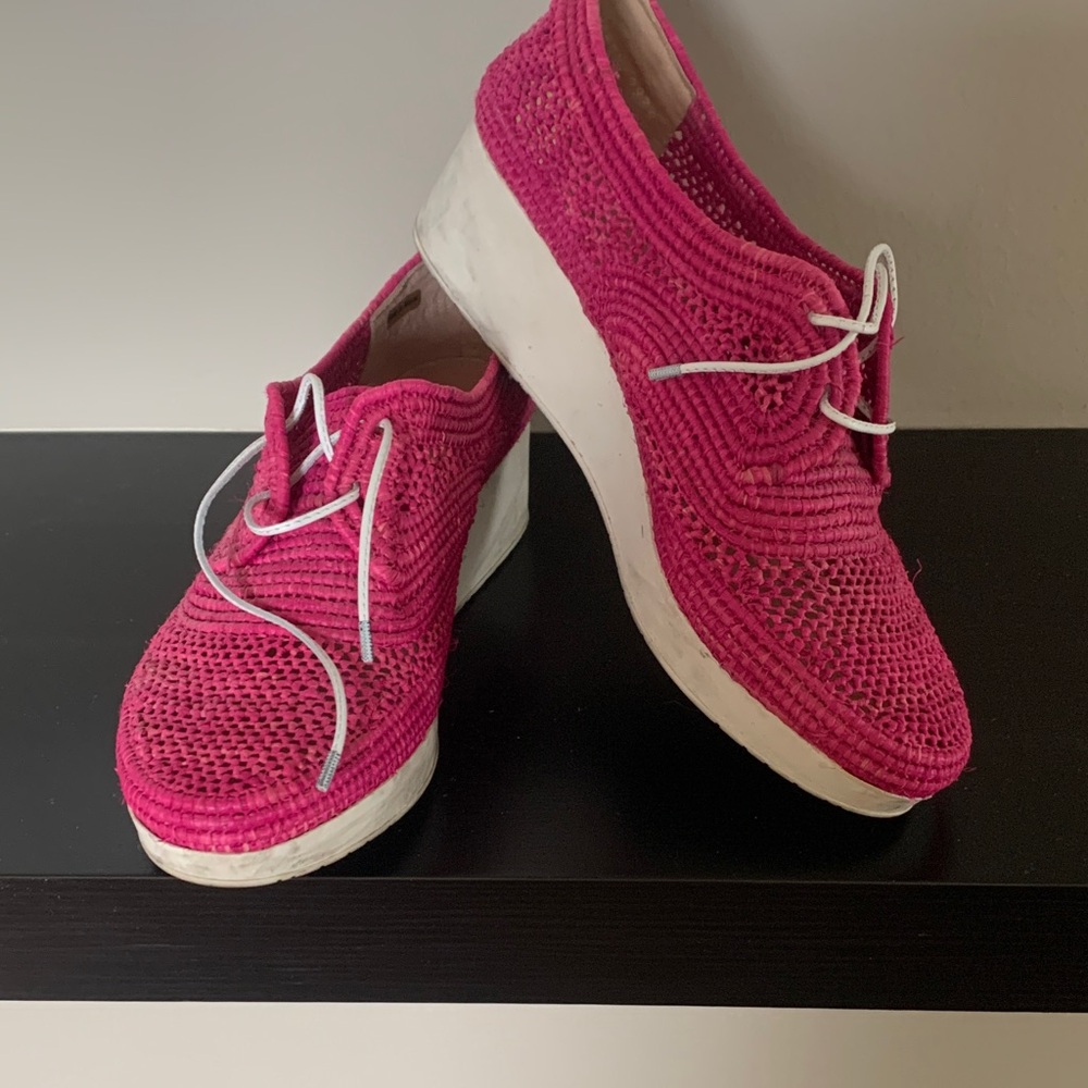 Robert Clergerie Fuchsia Knit Lace-Up Flats